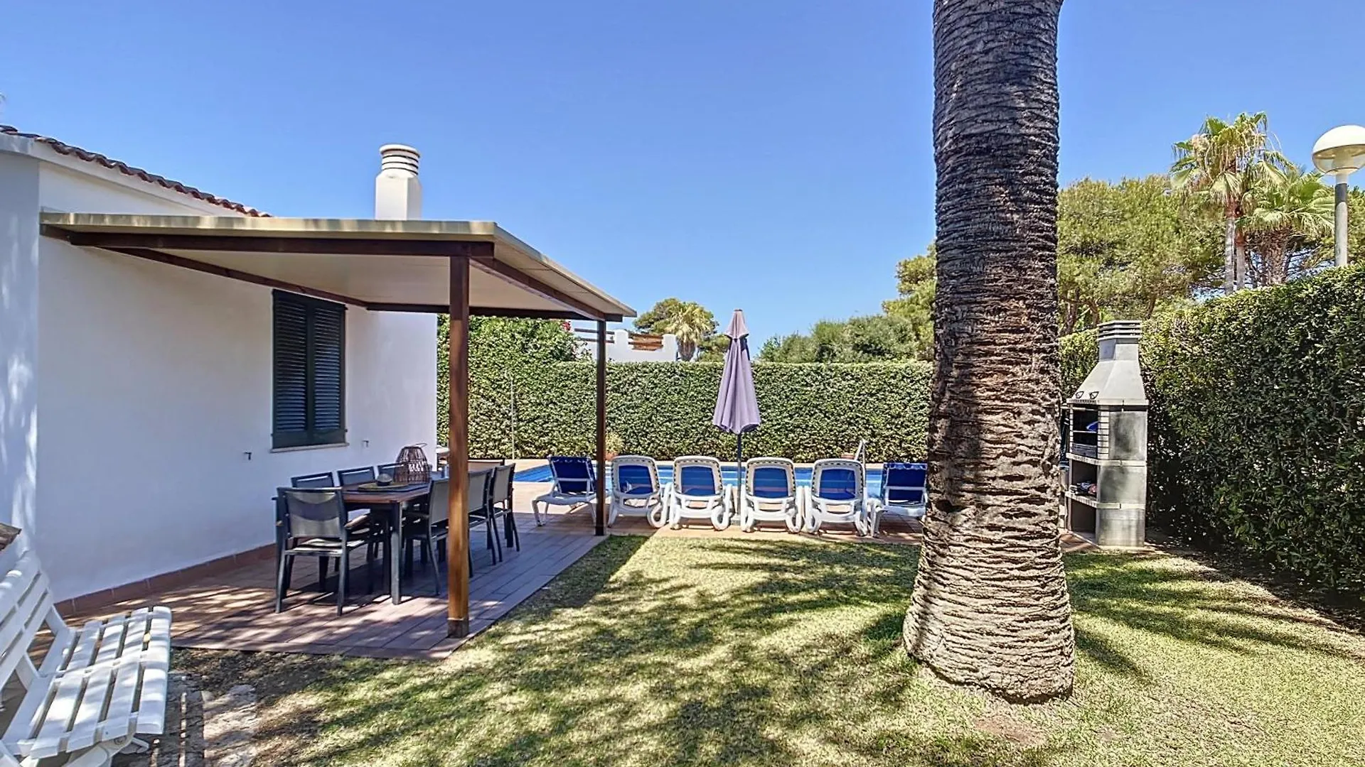 Villa Regina Cala'N Bosch  0*, Cala'N Bosch (Menorca) Spain
